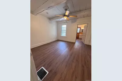 709 Tower Avenue, Maybrook, NY 12543 - Photo 11