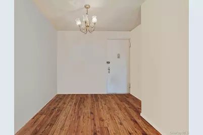 54-40 Little Neck Parkway #4F, Little Neck, NY 11362 - Photo 11