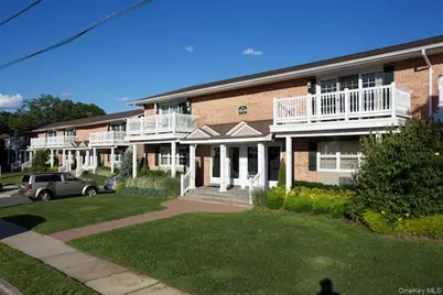 2 Claire Court #81, West Babylon, NY 11704 - Photo 1