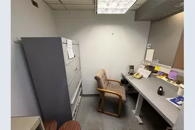 9431 59th Avenue #F8, Elmhurst, NY 11373 - Photo 3