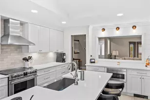 26 Glenwood Rd, Plainview, NY 11803 - Photo 13