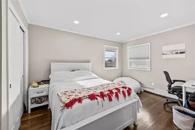 26 Glenwood Road, Plainview, NY 11803 - Photo 17