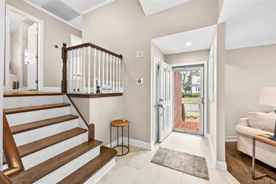 26 Glenwood Road, Plainview, NY 11803 - Photo 5