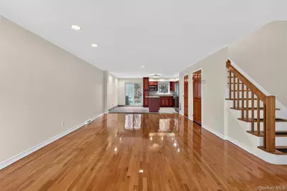 6247 Douglaston Parkway #23, Douglaston, NY 11362 - Photo 3