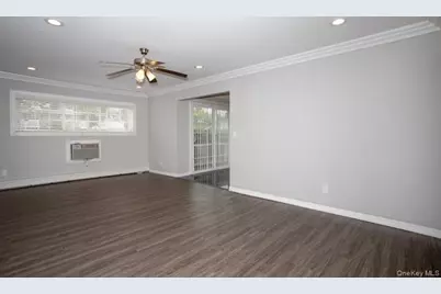 76 Mount Vernon Avenue #c01, Patchogue, NY 11772 - Photo 5