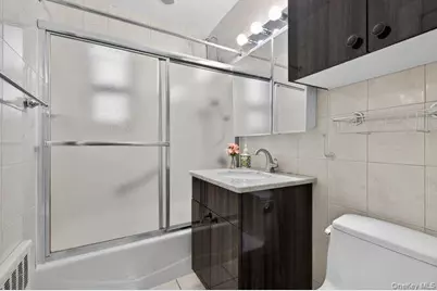 252-23 63rd Avenue #1081, Little Neck, NY 11362 - Photo 15