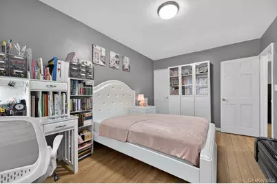 252-23 63rd Avenue #1081, Little Neck, NY 11362 - Photo 11