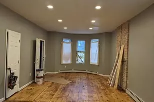 193 South St, Newburgh, NY 12550 - Photo 3