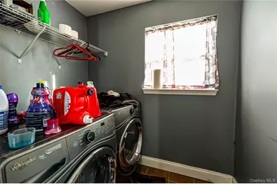 44 Chauncey Lane, Coram, NY 11727 - Photo 15