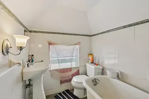 30 Ferdinand Pl, New Rochelle, NY 10801 - Photo 35