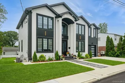 215 Marguerite Ave, Floral Park, NY 11001 - Photo 1