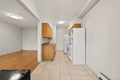 6028 Wetherole Street, Elmhurst, NY 11373 - Photo 21