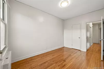 6028 Wetherole Street, Elmhurst, NY 11373 - Photo 27