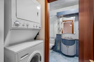 822 Dean Ave, Bronx, NY 10465 - Photo 35