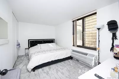 152-18 Union Turnpike #204K, Flushing, NY 11367 - Photo 11