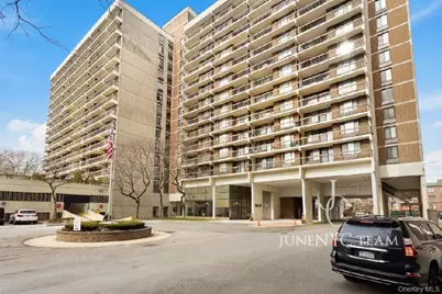 152-18 Union Turnpike #204K, Flushing, NY 11367 - Photo 1
