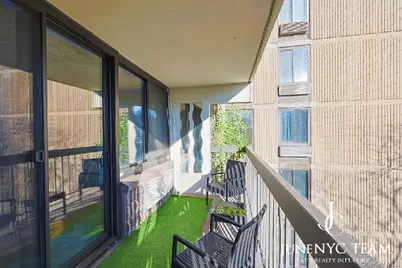 152-18 Union Turnpike #204K, Flushing, NY 11367 - Photo 21