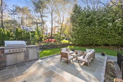 64 Trenor Drive, New Rochelle, NY 10804 - Photo 31