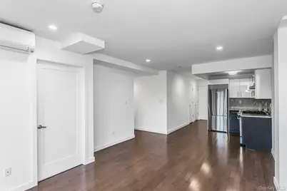 43-12 214th Place #4D, Bayside, NY 11361 - Photo 3