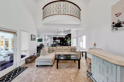 10 Bay Woods Drive, Hampton Bays, NY 11946 - Photo 25