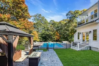 10 Bay Woods Drive, Hampton Bays, NY 11946 - Photo 43