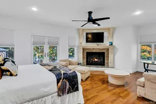 10 Bay Woods Dr, Hampton Bays, NY 11946 - Photo 31