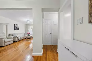2285 Bragg St, Brooklyn, NY 11229 - Photo 7