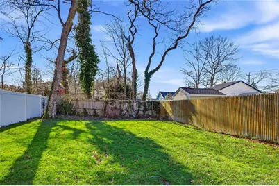 36 Columbine Road, Rocky Point, NY 11778 - Photo 5