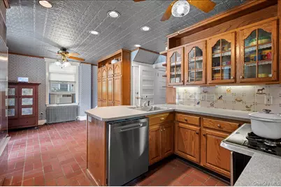 126 Greenridge Avenue, White Plains, NY 10605 - Photo 23