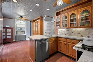 126 Greenridge Ave, White Plains, NY 10605 - Photo 23