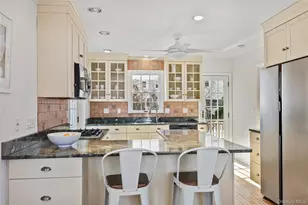 53 Oak Ave, Larchmont, NY 10538 - Photo 13