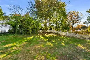 53 Oak Ave, Larchmont, NY 10538 - Photo 27