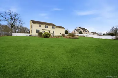 471 Southport Street, Ronkonkoma, NY 11779 - Photo 7