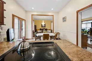 471 Southport St, Ronkonkoma, NY 11779 - Photo 11