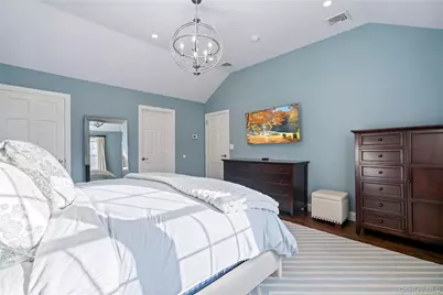 172 Burtis Lane, Syosset, NY 11791 - Photo 23