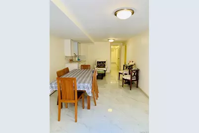 15-42 Utopia Parkways, Whitestone, NY 11357 - Photo 9