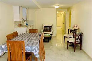 15-42 Utopia Pkwy, Whitestone, NY 11357 - Photo 9