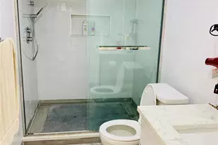 15-42 Utopia Pkwy, Whitestone, NY 11357 - Photo 11