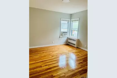 15-42 Utopia Parkways, Whitestone, NY 11357 - Photo 5