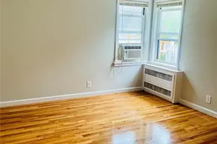 15-42 Utopia Pkwy, Whitestone, NY 11357 - Photo 5