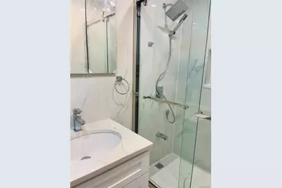 15-42 Utopia Parkways, Whitestone, NY 11357 - Photo 13