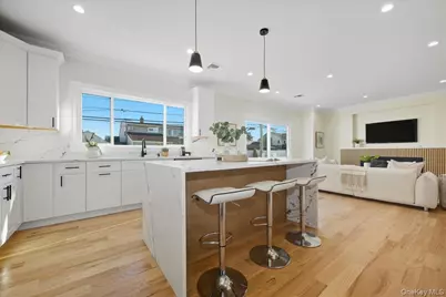 3 Bentley Road, Plainview, NY 11803 - Photo 11