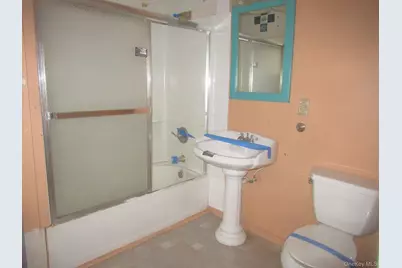 70 Deer Trail N, Greenwood Lake, NY 10925 - Photo 17