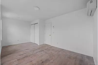 5844 Fresh Pond Road, Maspeth, NY 11378 - Photo 15