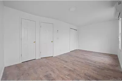 5844 Fresh Pond Road, Maspeth, NY 11378 - Photo 23