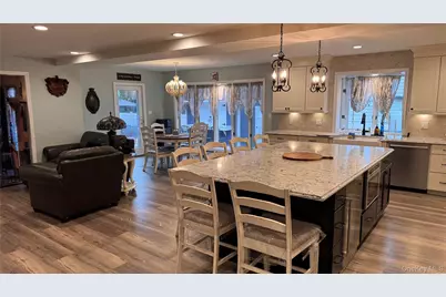 71 Home Street, Malverne, NY 11565 - Photo 13