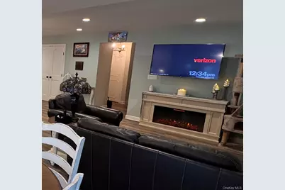 71 Home Street, Malverne, NY 11565 - Photo 11