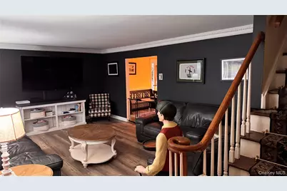 71 Home Street, Malverne, NY 11565 - Photo 17