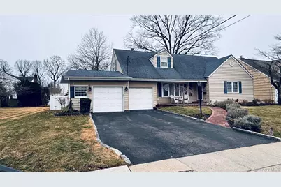 71 Home Street, Malverne, NY 11565 - Photo 1