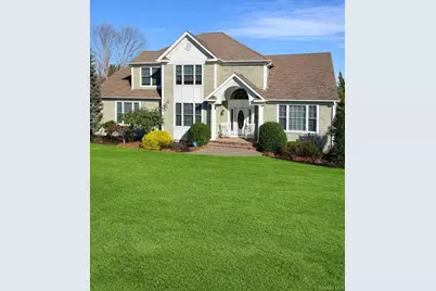 86 Louise Court, Riverhead, NY 11901 - Photo 23